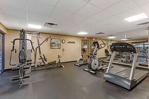 Best Western Plus Raton Hotel