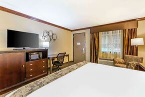 Best Western Plus Raton Hotel