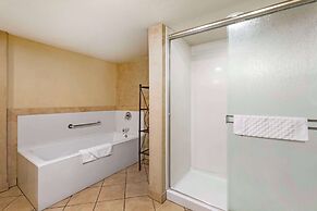 Best Western Plus Raton Hotel