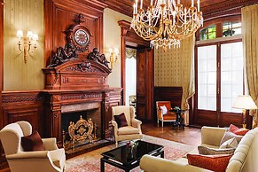 Shangri-La Paris