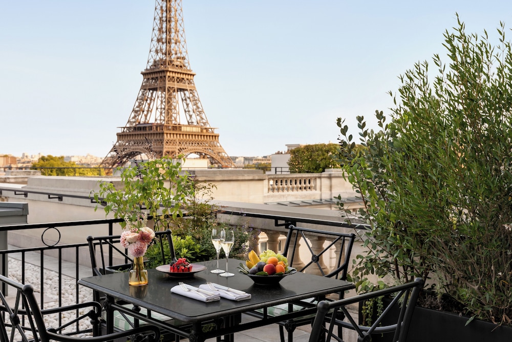 Shangri-La Paris