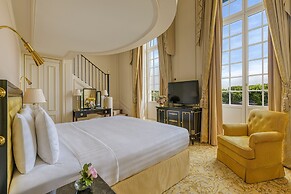 Shangri-La Paris