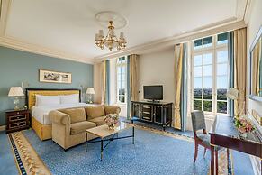 Shangri-La Paris