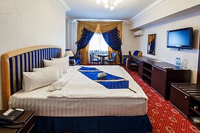 Moscow Holiday Hotel