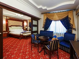 Moscow Holiday Hotel