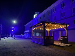 Holiday Inn Express & Suites Port Lavaca by IHG