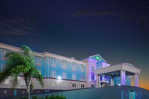 Holiday Inn Express & Suites Port Lavaca by IHG