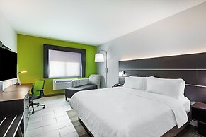 Holiday Inn Express & Suites Port Lavaca by IHG