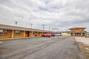 OYO Travelier Motel