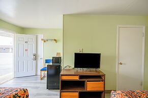 OYO Travelier Motel