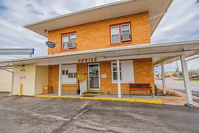 OYO Travelier Motel