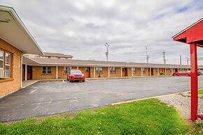 OYO Travelier Motel