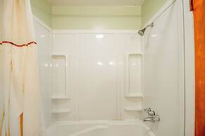 OYO Travelier Motel