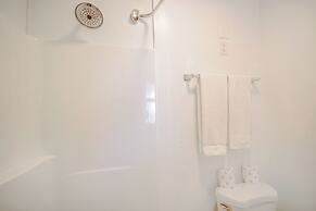 OYO Travelier Motel