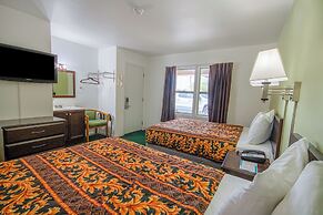 OYO Travelier Motel