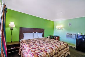 OYO Travelier Motel