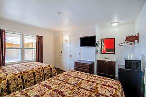 OYO Travelier Motel