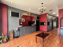 La Posada Inn By OYO Brownsville