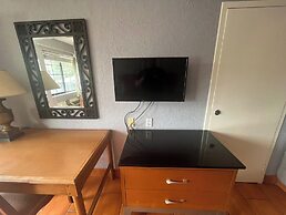 La Posada Inn By OYO Brownsville