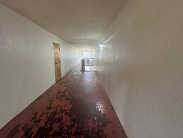 La Posada Inn By OYO Brownsville