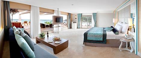 Paloma Pasha  - All inclusive