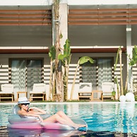 Paloma Pasha  - All inclusive