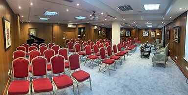 Hotel Art Palace Suites & Spa