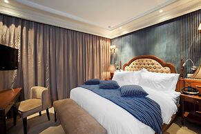 Hotel Art Palace Suites & Spa