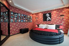 Hotel Art Palace Suites & Spa