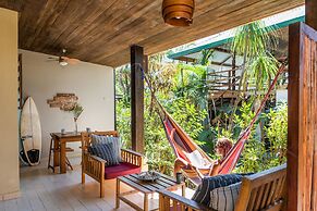 Nautilus Surf & Yoga Villas Santa Teresa