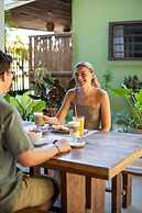 Nautilus Surf & Yoga Villas Santa Teresa