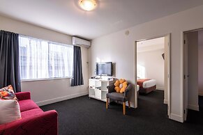 298 Westside Motor Lodge