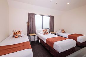 298 Westside Motor Lodge