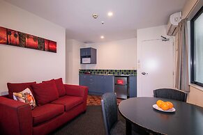 298 Westside Motor Lodge