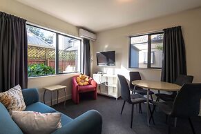 298 Westside Motor Lodge