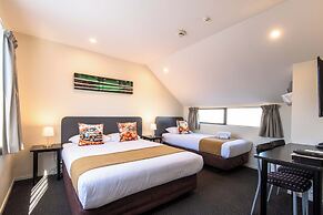 298 Westside Motor Lodge