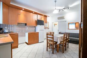 Kontaratos Studios & Apartments