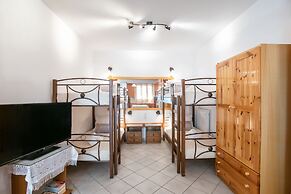 Kontaratos Studios & Apartments