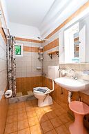 Kontaratos Studios & Apartments