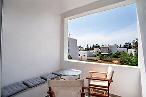 Kontaratos Studios & Apartments