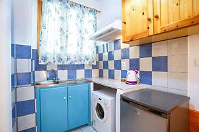 Kontaratos Studios & Apartments