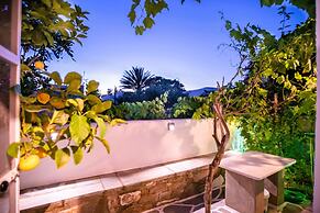 Kontaratos Studios & Apartments