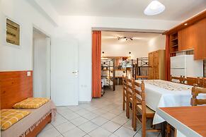 Kontaratos Studios & Apartments