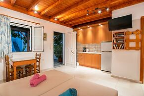 Kontaratos Studios & Apartments