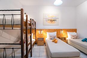 Kontaratos Studios & Apartments