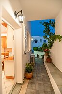 Kontaratos Studios & Apartments