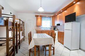 Kontaratos Studios & Apartments