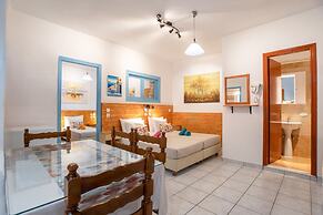 Kontaratos Studios & Apartments