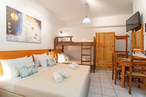 Kontaratos Studios & Apartments