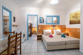 Kontaratos Studios & Apartments